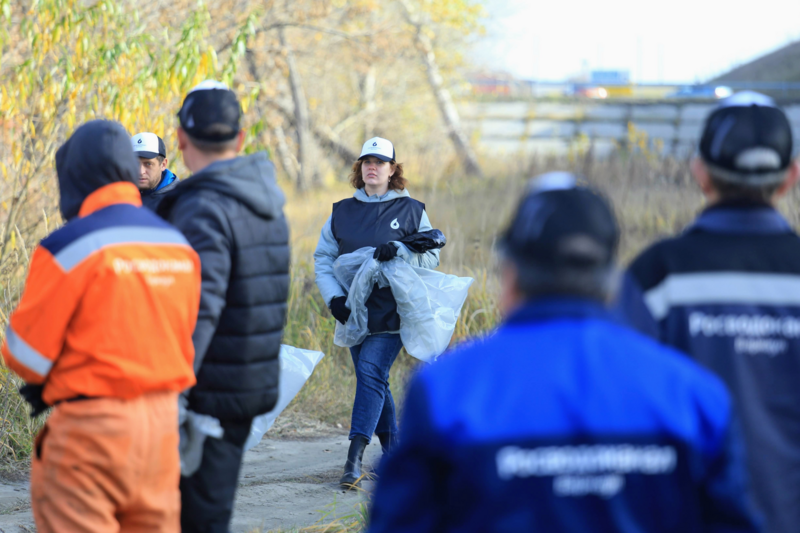 Субботник водоканала / Фото: Екатерина Смолихина / amic.ru
