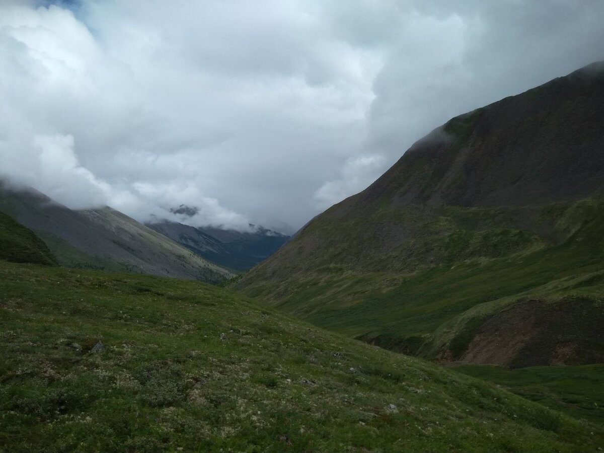 Первый длительный поход, похож на первую любовь. С её переживаниями, волнениями, страхами. 