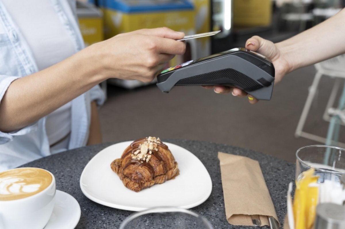    Депутаты ЗакСа выступили против «ресторанного сбора» для участников СВО