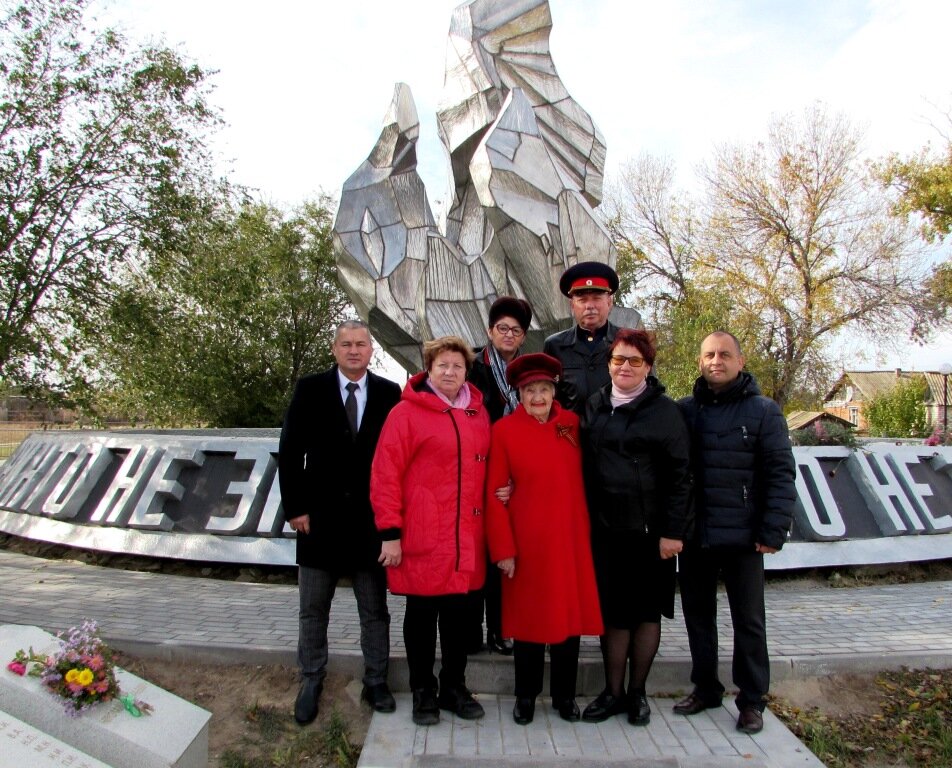 Мемориальный комплекс "Стальное пламя" х.Верхнекумский.