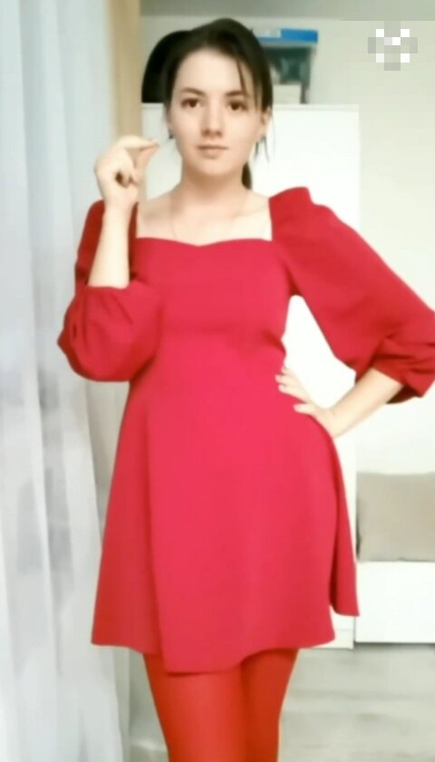 Женя Смирнова, старшая дочь Быковой О. А. Фото взято с открытых источников.