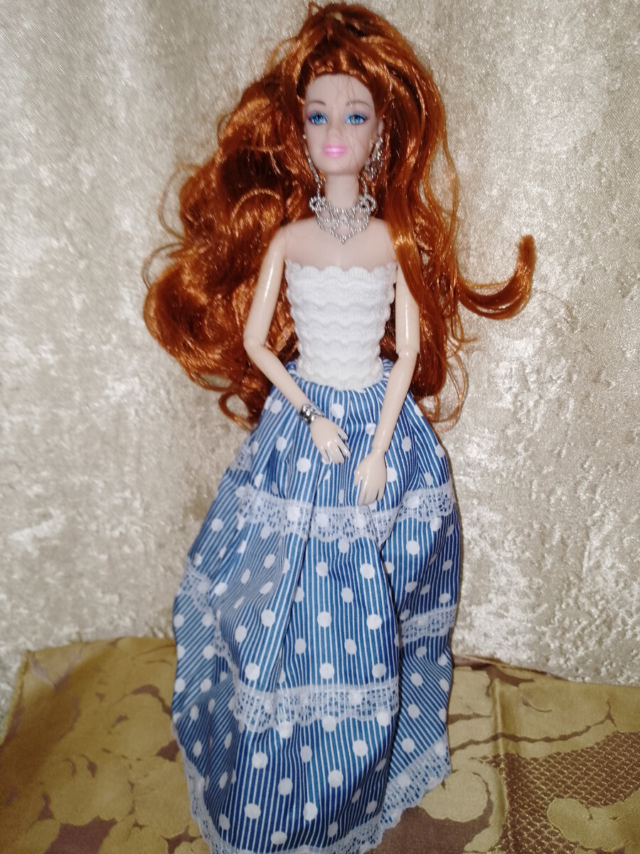 Самая первая Аврора, сейчас нашла в своей ещё февральской статье, что назвала ее Исабель. 