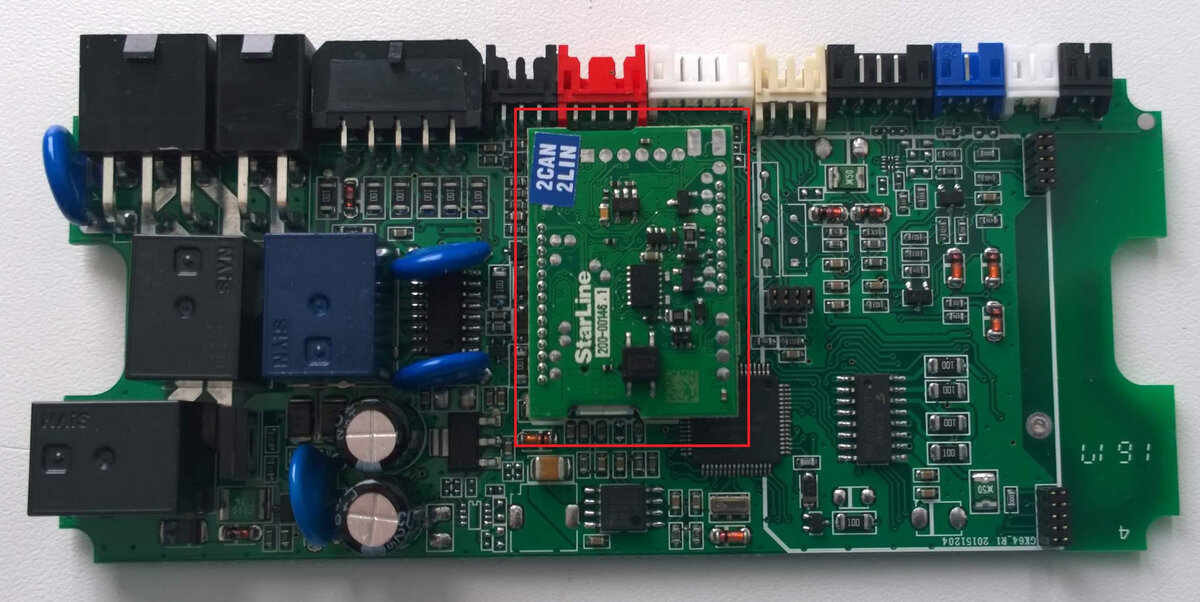 Плата Can модуля, установленная в блок автосигнализации.