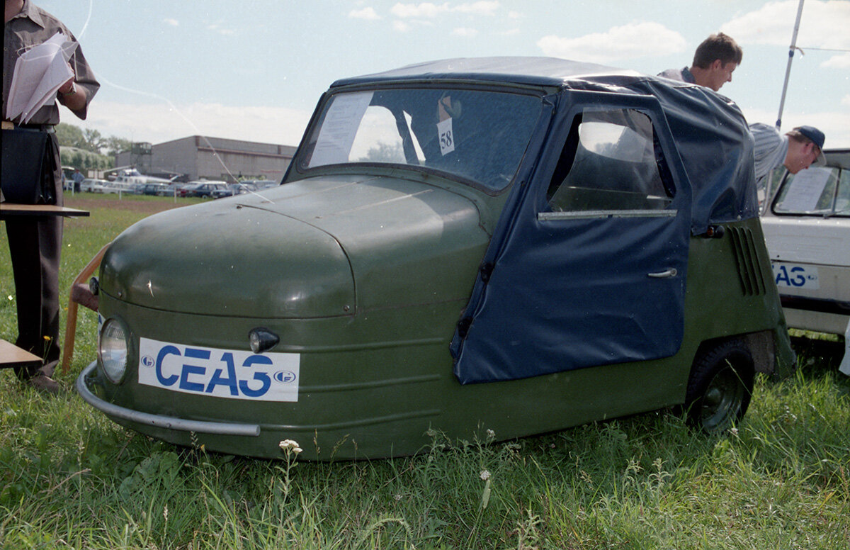 Первая серийная машина серпуховского завода С1Л