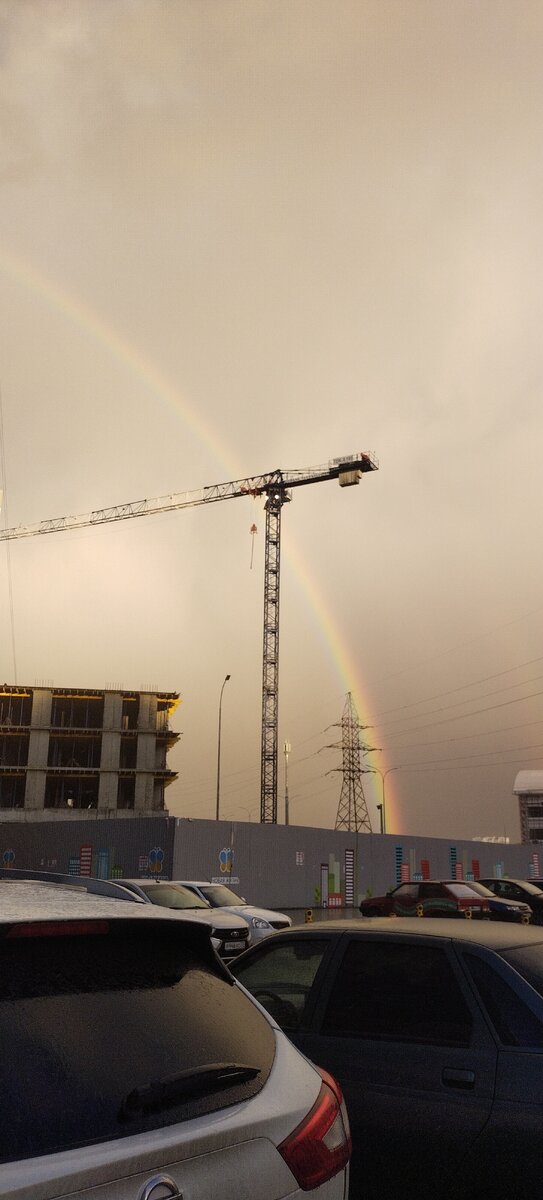 Радуга в октябре, редкое явление у нас в Поволжье.