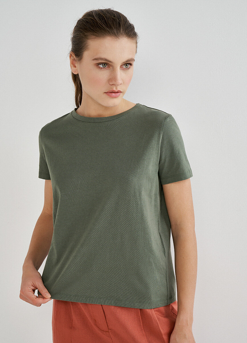 Футболка хаки O'Stin. Фото с официального сайта