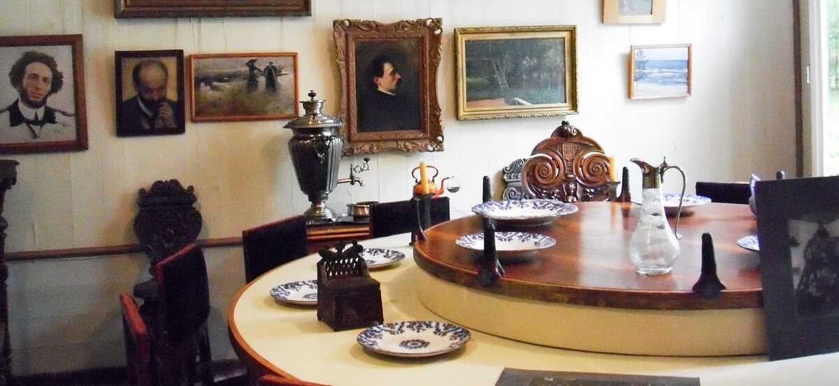 Столовая в Пенатах. Фото: Пётр Иванов / Wikipedia