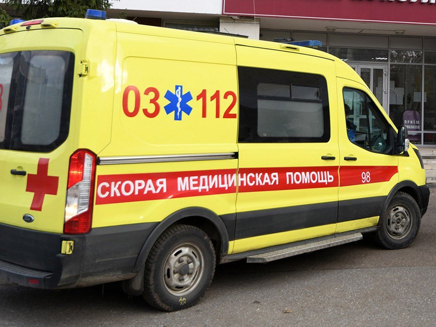 Скорая помощь фото. Украинская скорая. Вызов скорой помощи казань. Скорая медицинская помощь номер. Как позвонить в скорую помощь с мобильного.