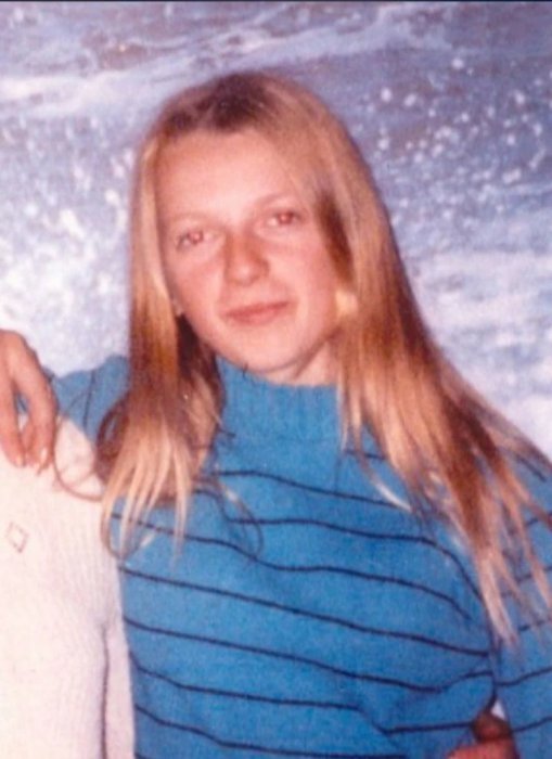 Пройдёт 13 лет и следователи выдвинут такую версию случившегося: Наташа попала под колёса автомобиля, в котором ехали двое полицейских. Фото: КП-Новосибирск