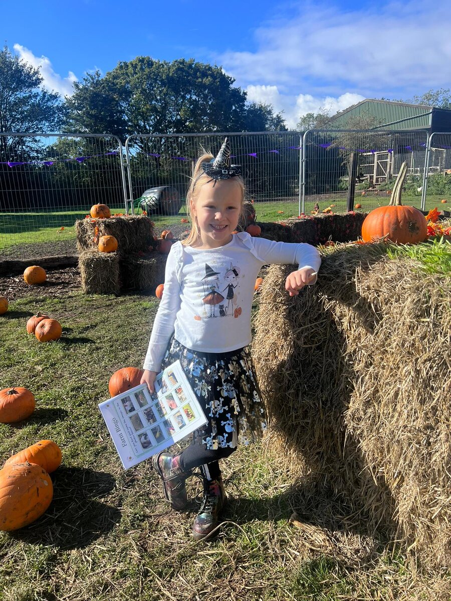 Эрика в прошежшие выходные на Хэллоуине. Об этом скоро расскажу в своих публикациях.