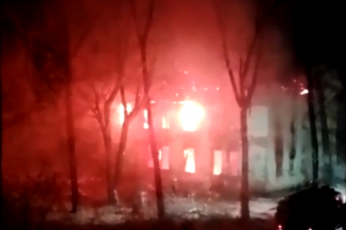    Пожар произошёл в реконструируемом здании больницы в Копейске