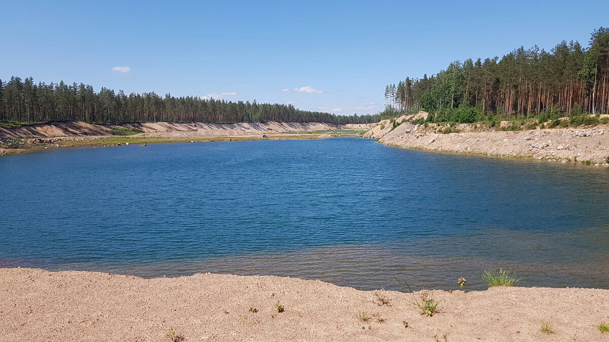 Вид на карьер с парковки
