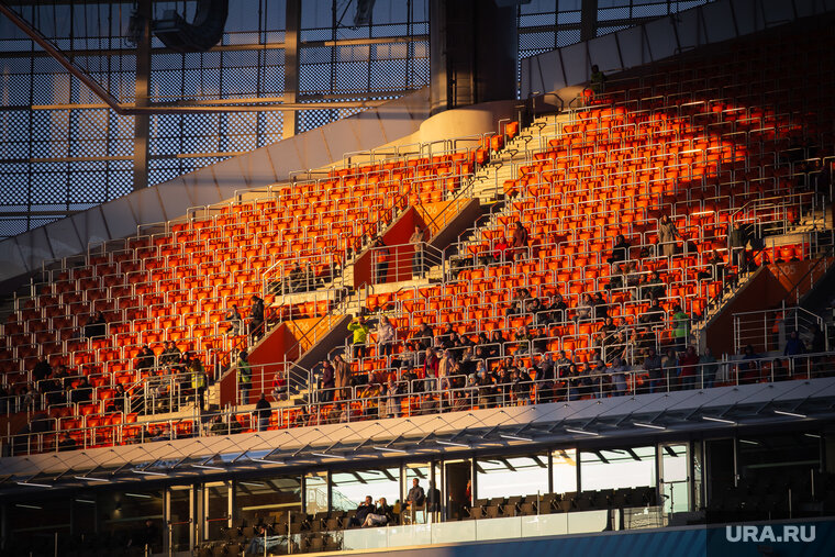    Последние годы Нохрин совмещал две должности, и сейчас за ним хотят закрепить одну