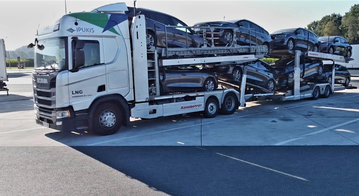 Загруженный автовоз 8 форд фокус 4.