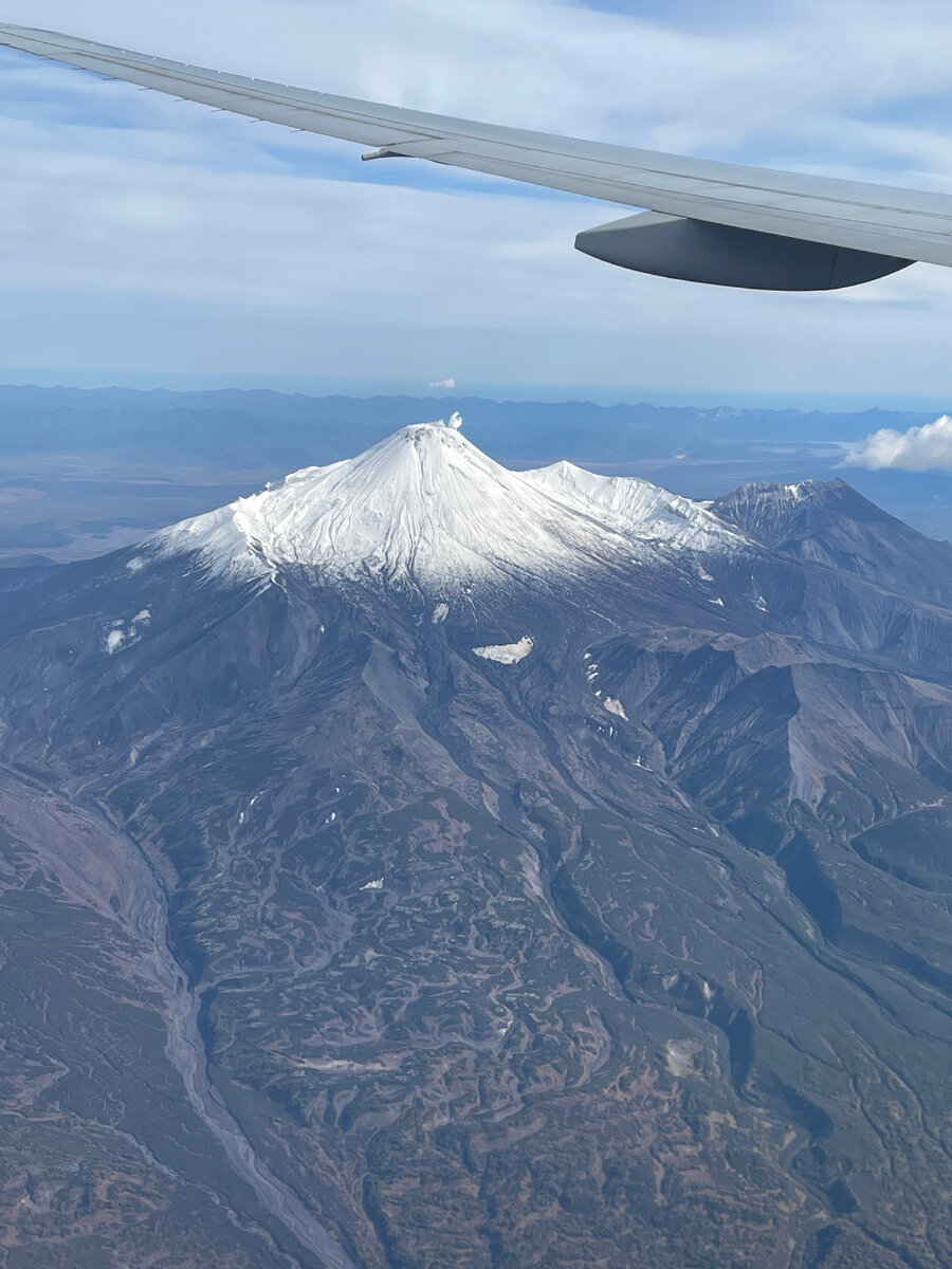 Прекрасные виды открываются уже из иллюминатора.