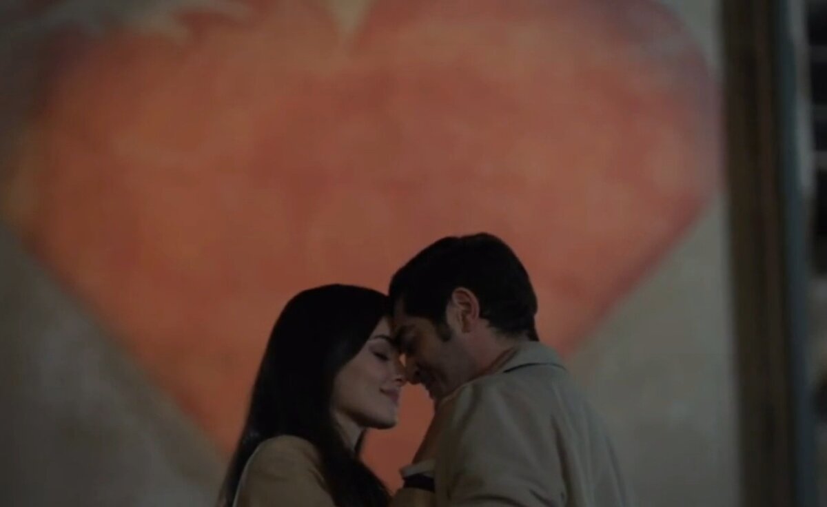 Кадр из сериала "Совершенно другой человек"