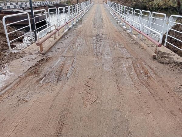     В Южском районе всплыл новый понтонный мост