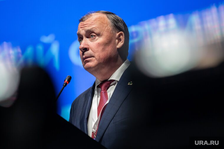   На маршруте наземного метро будет пять остановок, сказал Алексей Орлов