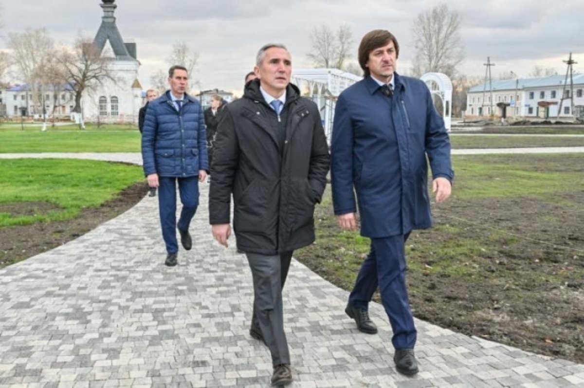    В Тобольске продолжают благоустройство Александровского сада