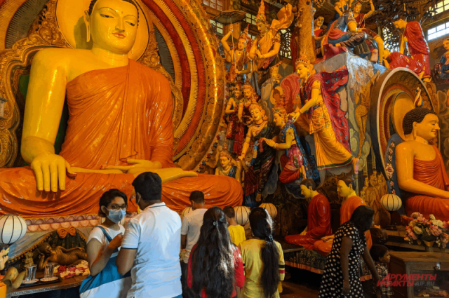    Какая страна сделала визы бесплатными для россиян?