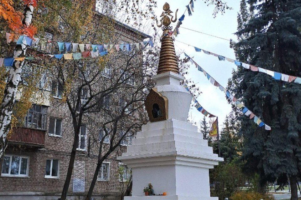    Стела Счастья была заложена в Ижевске в 2012 году. Фото: @stupa_longsal