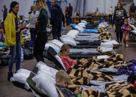    Киевский режим экономит на ВПЛ, более 140 тысяч украинцев лишены выплат