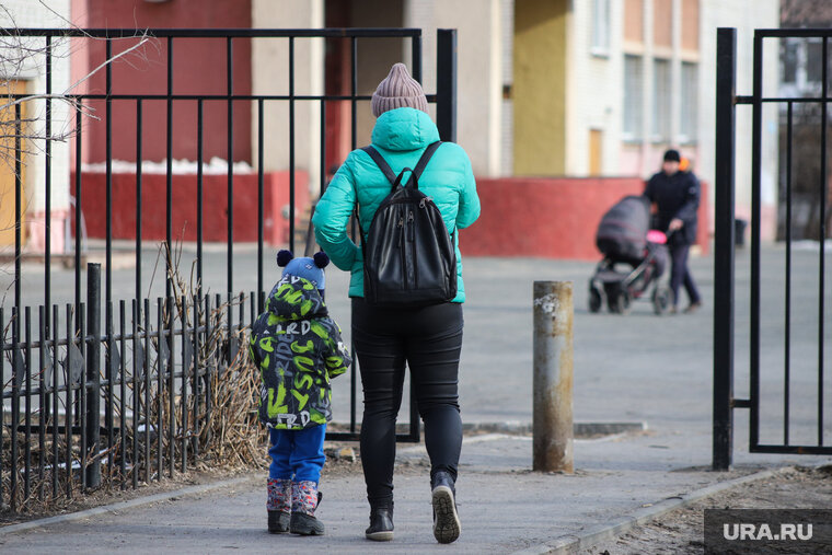    Жительнице Первоуральска не выплатили пособие на сына