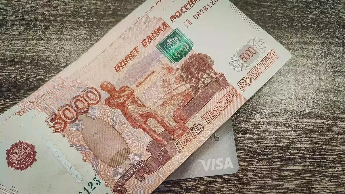     Часть жителей Нижегородской области признались, что их заработная плата в месяц ниже установленного МРОТ (16 242 рубля). Такой вариант ответа выбрали 8% участников опроса, который NewsNN провел в своем Telegram-канале. В голосовании поучаствовали более тысячи человек.