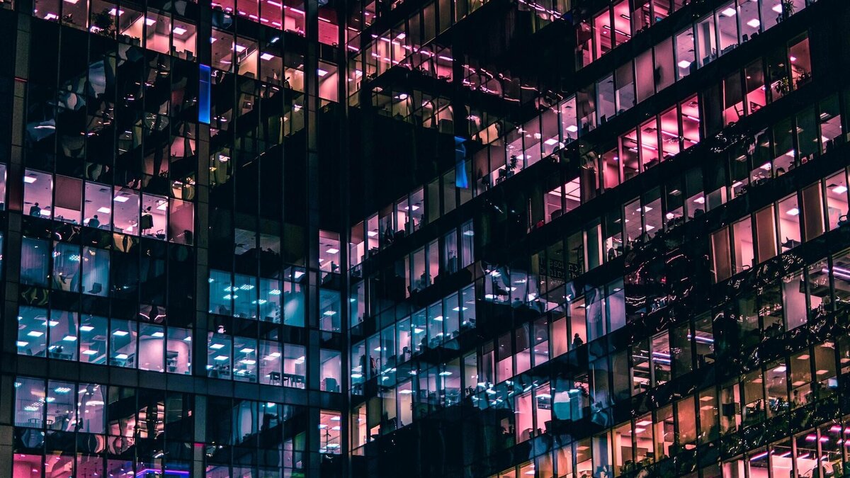    Почему нельзя давать выходные некурящим?© Unsplash / Mike Kononov