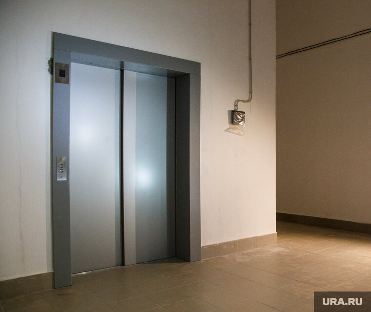    Девушке, которую зажало в лифте, провели операцию (архивное фото)