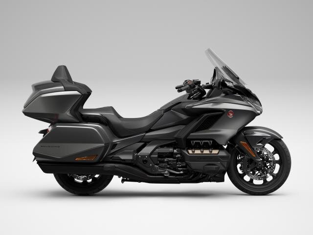 Honda Gold Wing в цвете "Heavy Gray Metallic" 