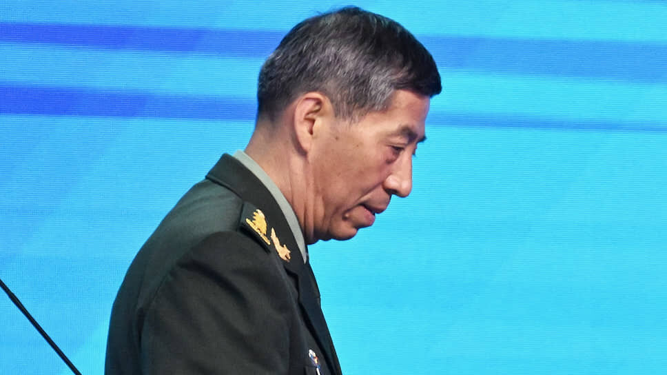 Фото: Александр Миридонов / Коммерсантъ📷Бывший министр обороны КНР Ли Шанфу