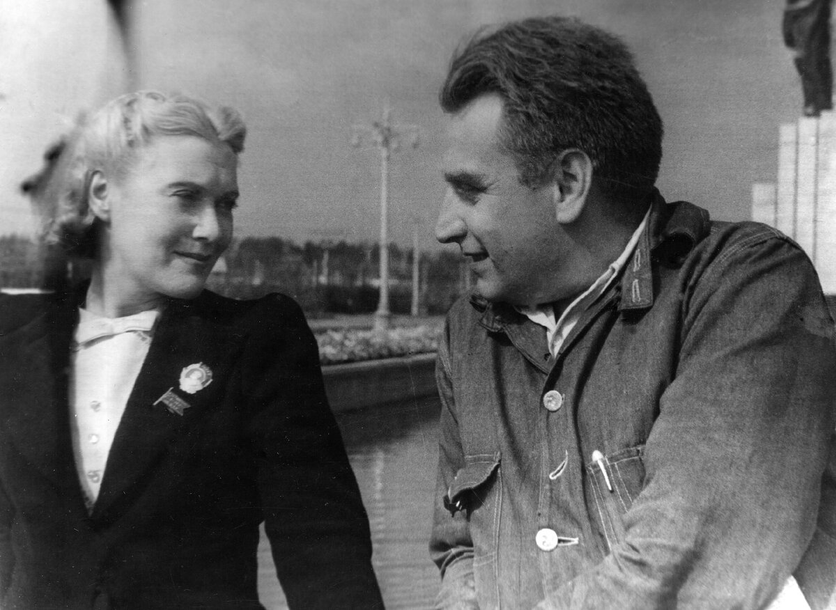 Всем привет. У этих актрис была неимоверная слава, армия поклонников и лучшие роли в кино.-13