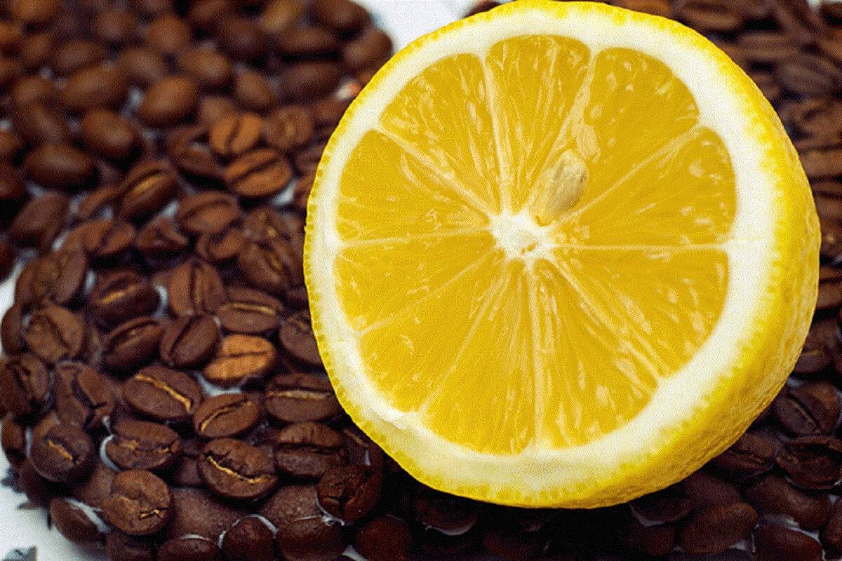 Если пить кофе с лимоном что будет. Кофе с лимоном. Лимон. Черный кофе с лимоном. Кофейный напиток с лимоном.