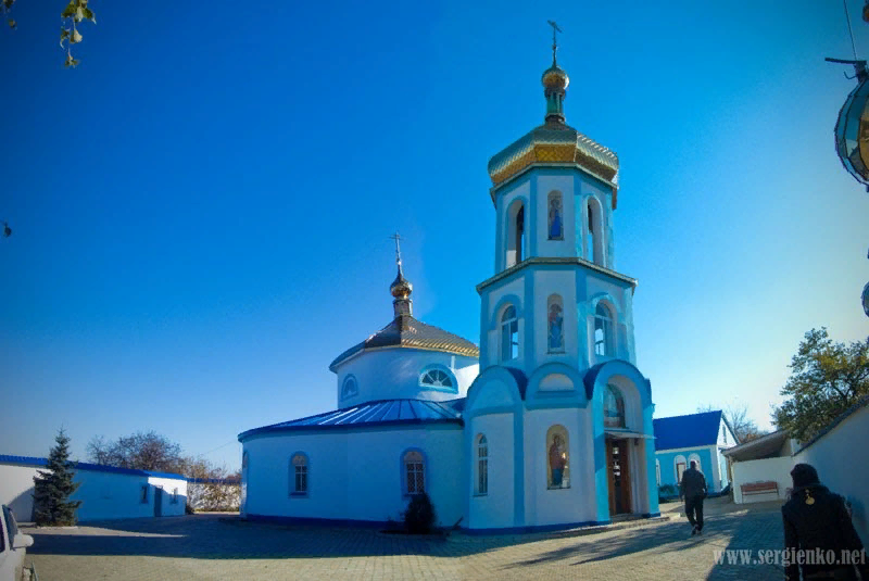 Горск. Горск Луганская область. Город Горское Луганской области. Успенская Церковь Луганс. Село Горское Луганская область.