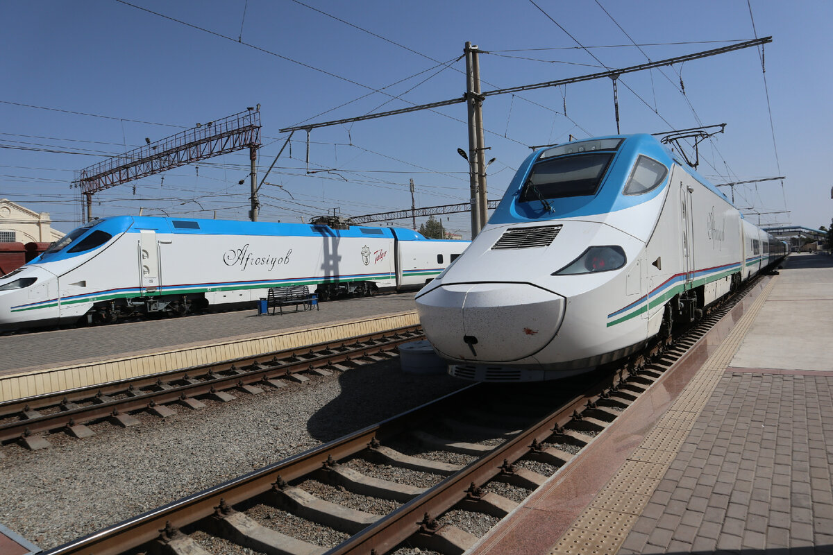 ÐÐ¾ÑÐ»Ðµ ÑÐ¾Ð³Ð¾, ÐºÐ°Ðº Ñ Ð¿ÑÐ¾ÐµÑÐ°Ð» Ð¸Ð· Ð¡Ð°Ð¼Ð°ÑÐºÐ°Ð½Ð´Ð° Ð² Ð¥Ð¸Ð²Ñ Ð½Ð° ÑÑÐ°ÑÐ¾Ð¼ Ð¿Ð¾ÐµÐ·Ð´Ðµ Ð² ÑÐ±Ð¸ÑÐ¾Ð¼ Ð¿Ð»Ð°ÑÐºÐ°ÑÑÐµ, ÑÐµÑÐ¸Ð», ÑÑÐ¾ Ð½ÑÐ¶Ð½Ð¾ Ð² ÐºÐ°ÑÐµÑÑÐ²Ðµ ÐºÐ¾Ð¼Ð¿ÐµÐ½ÑÐ°ÑÐ¸Ð¸ Ð¿ÑÐ¾ÐºÐ°ÑÐ¸ÑÑÑÑ Ð½Ð° ÑÑÐ¼-ÑÐ¾ Ð±Ð¾Ð»ÐµÐµ ÐºÐ¾Ð¼ÑÐ¾ÑÑÐ½Ð¾Ð¼ Ð¸ Ð¿ÑÐ¸ÑÑÐ½Ð¾Ð¼.-19