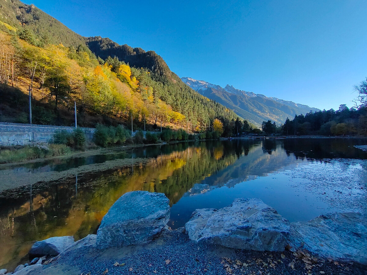 Темные воды Кара-кёль 