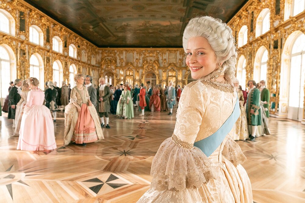    На роль императрицы Елизаветы Петровны режиссер сразу утвердил актрису Юлию Пересильд. / PR 1-2-3 Production