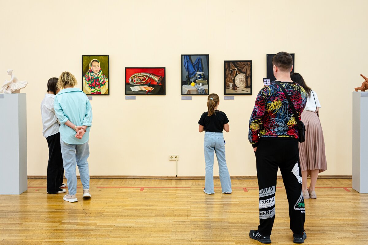    Лучшие работы юных художников «Сириуса» выставлены в Сочинском художественном музее