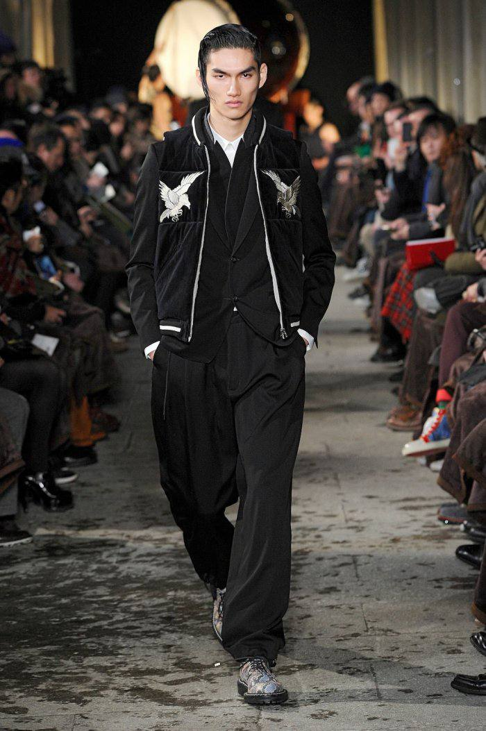 Maison mihara yasuhiro плащ. мейсон михара. мейсон михара ясухиро. Mihara yasuhiro look. одежда maison mihara yasuhiro.