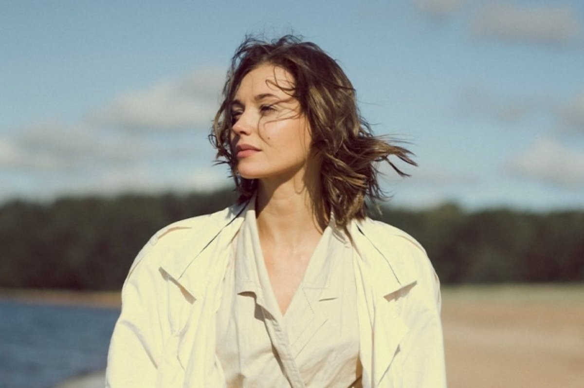    Кристина Асмус появится в триллере Ильи Хотиненко о 90-х «Кинопленка №8»