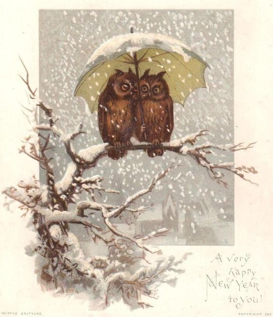 Чаще всего на новогодних открытках изображается снег, наряженная ёлка, Дед Мороз. Но открытка прошла долгий путь прежде чем стать узнаваемым объектом искусства.-2