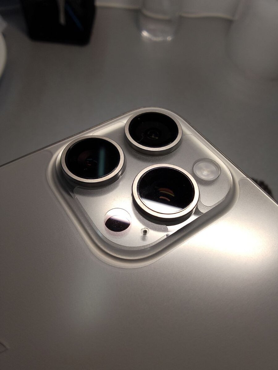 Защитная пленка iPhone 15 pro max. Защита камеры iPhone 15.