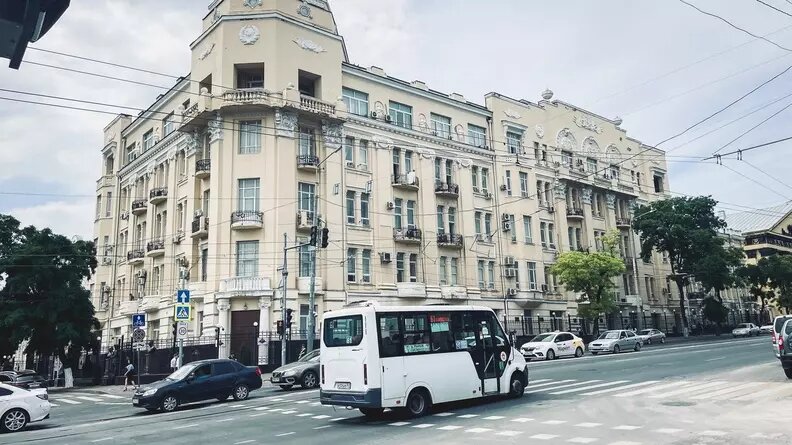     В Ростове-на-Дону на следующей неделе может резко похолодать до 13 градусов, сообщили синоптики.