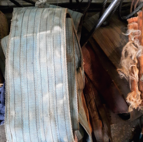 Рис.1: Стропа грузоподъемного механизма