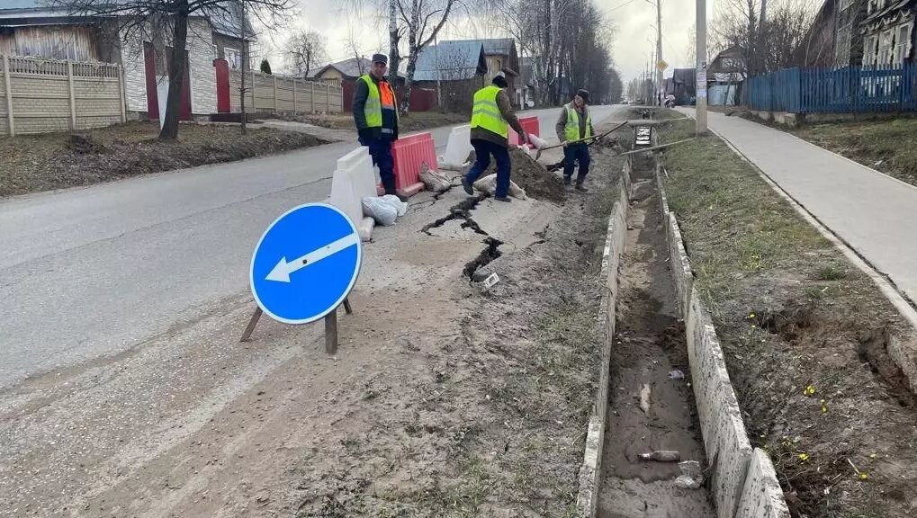     Будущей весной отремонтированные в 2023 году дороги в Удмуртии не придут в негодность, поскольку были отремонтированы по новым ГОСТам. Об этом на встрече с журналистами заявил министр транспорта и дорожного хозяйства региона Алексей Горбачев, сообщил «Коммерсант».