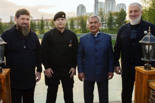   За что Минниханов наградил сына Кадырова орденом Дуслык?