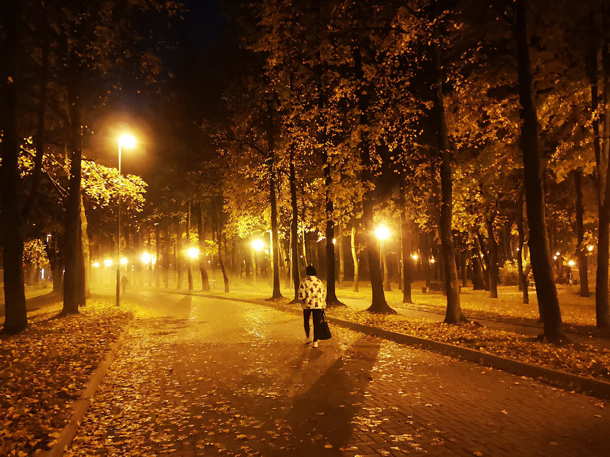 Что можно в это время посоветовать, чтобы снять хоть немного эмоциональный груз? Перестаньте на 2-3 недели читать новости, читайте анекдоты. 