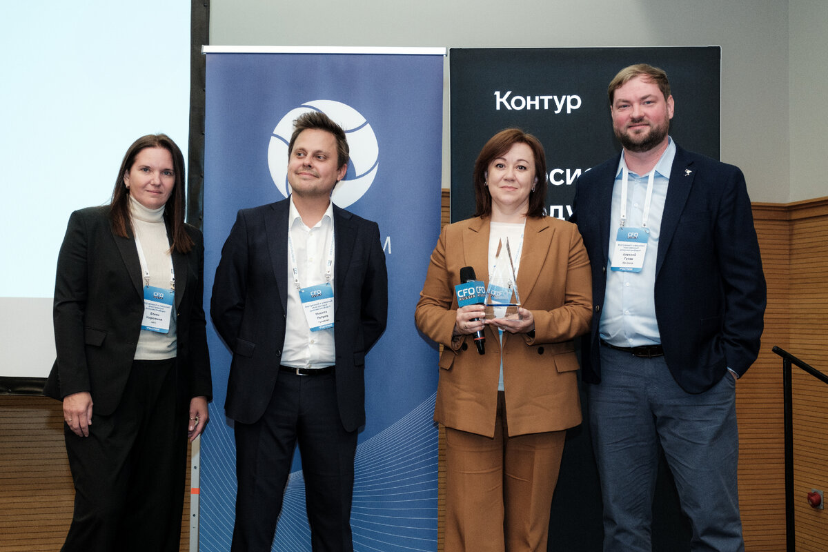 Елена Нарожная (МКС), представитель оргкомитета конкурса, Ирина Черкасова (УК МИ), Алексей Гусев (JSA)