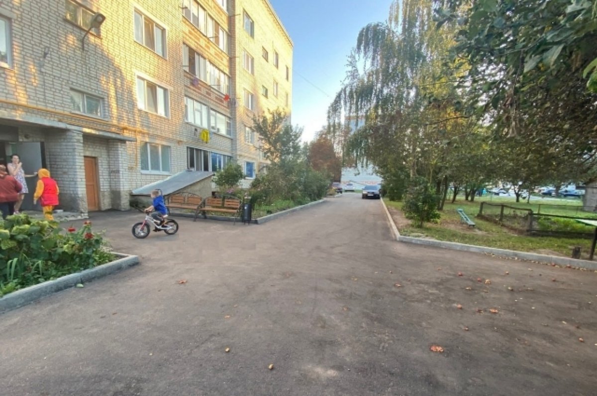    В 2023 году на Брянщине обновили 14 общественных и 133 дворовые территории